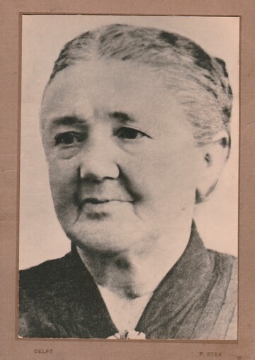 Sara Maria Van den Broek